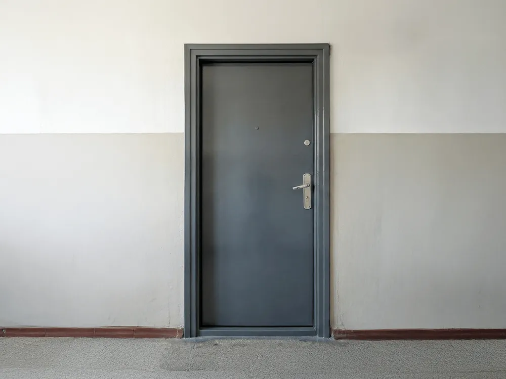 施工後の玄関ドア